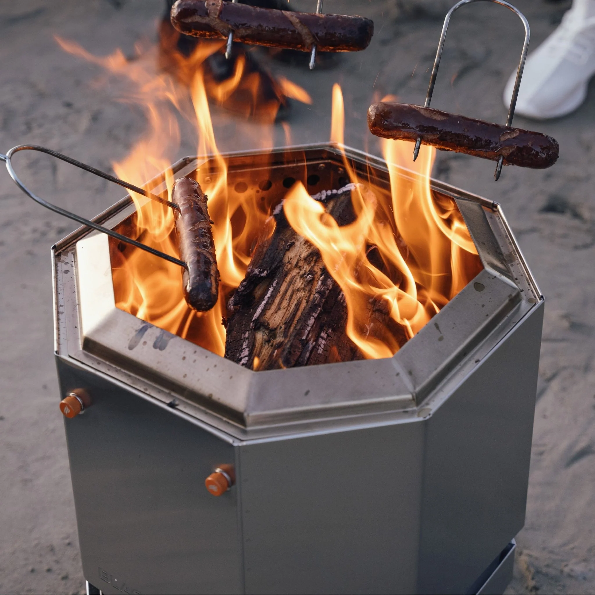 Adventure Ready 15" Smokeless Fire Pit - Image 6