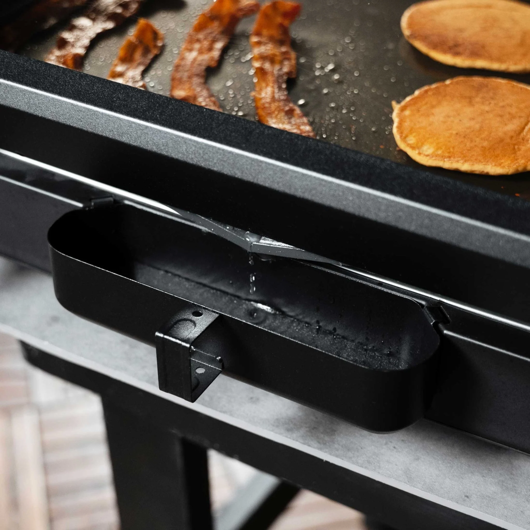 17" Electric Tabletop Griddle - Image 6