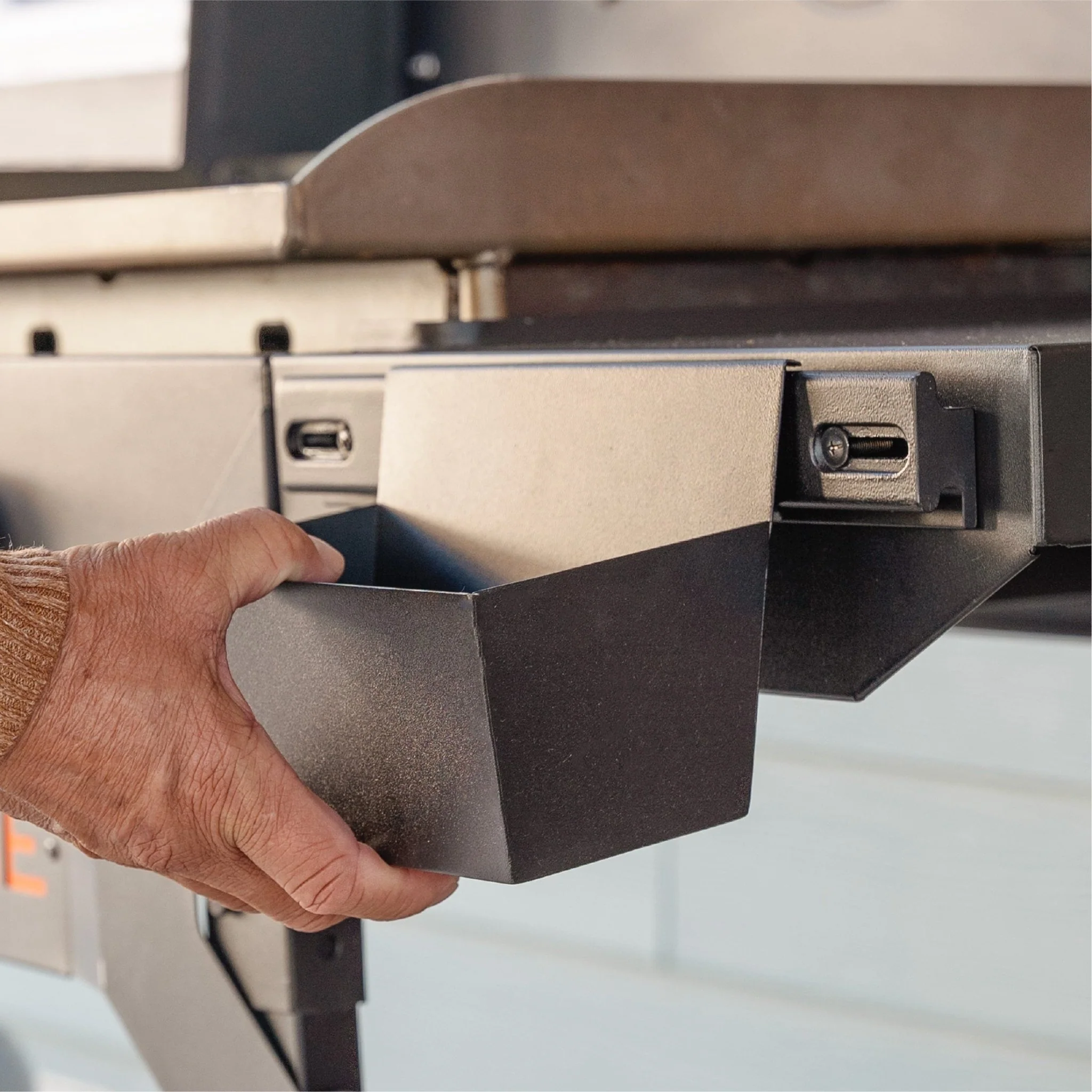 28" Griddle with Hood - Image 6