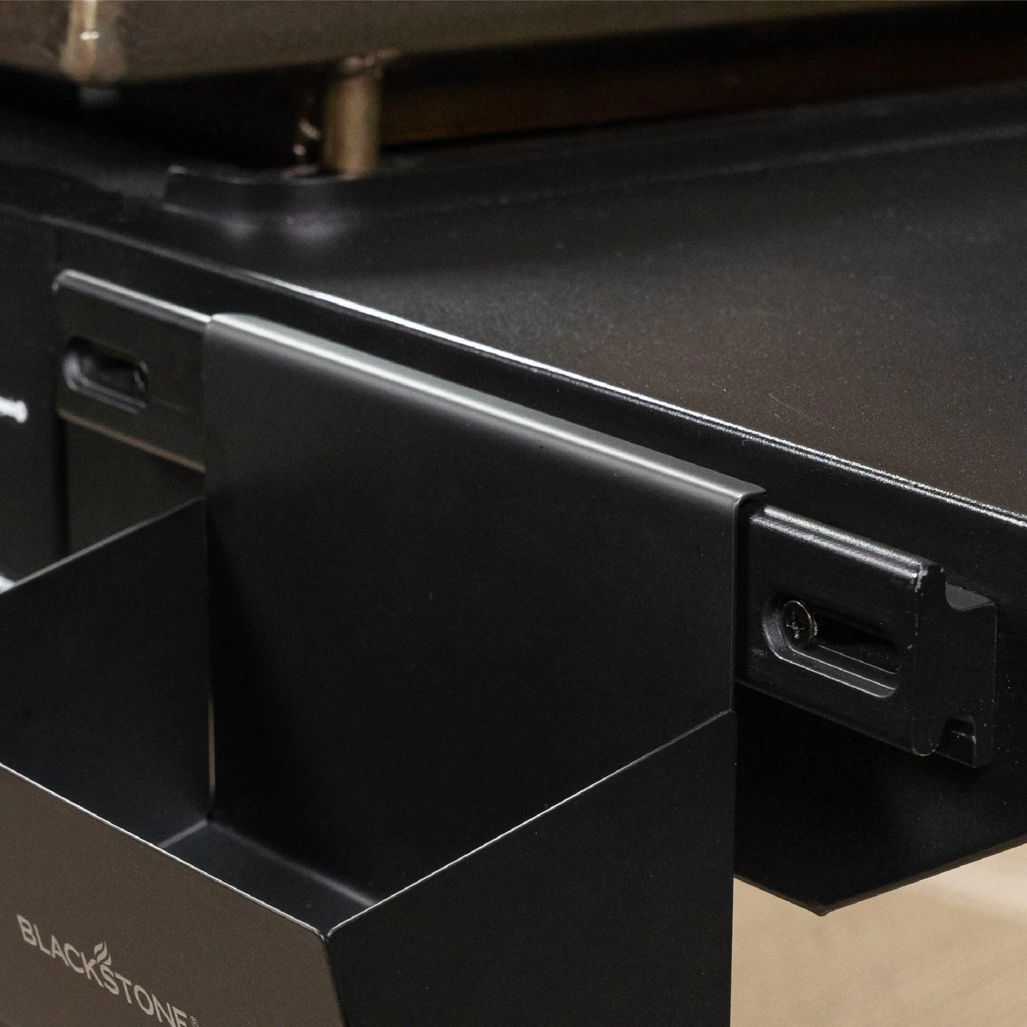 28" Omnivore Griddle with Hard Cover - Image 6