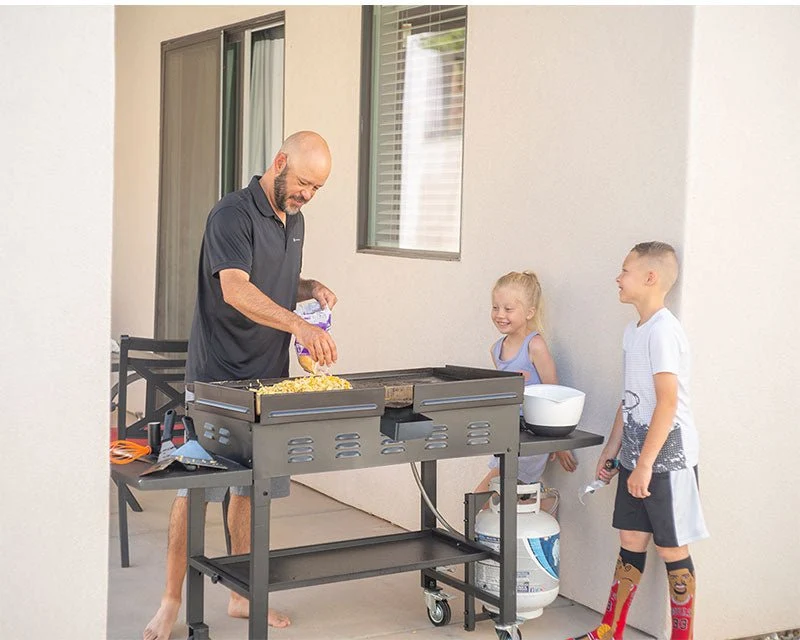 BLACKSTONE 36" GRIDDLE COOKING STATION - Image 4