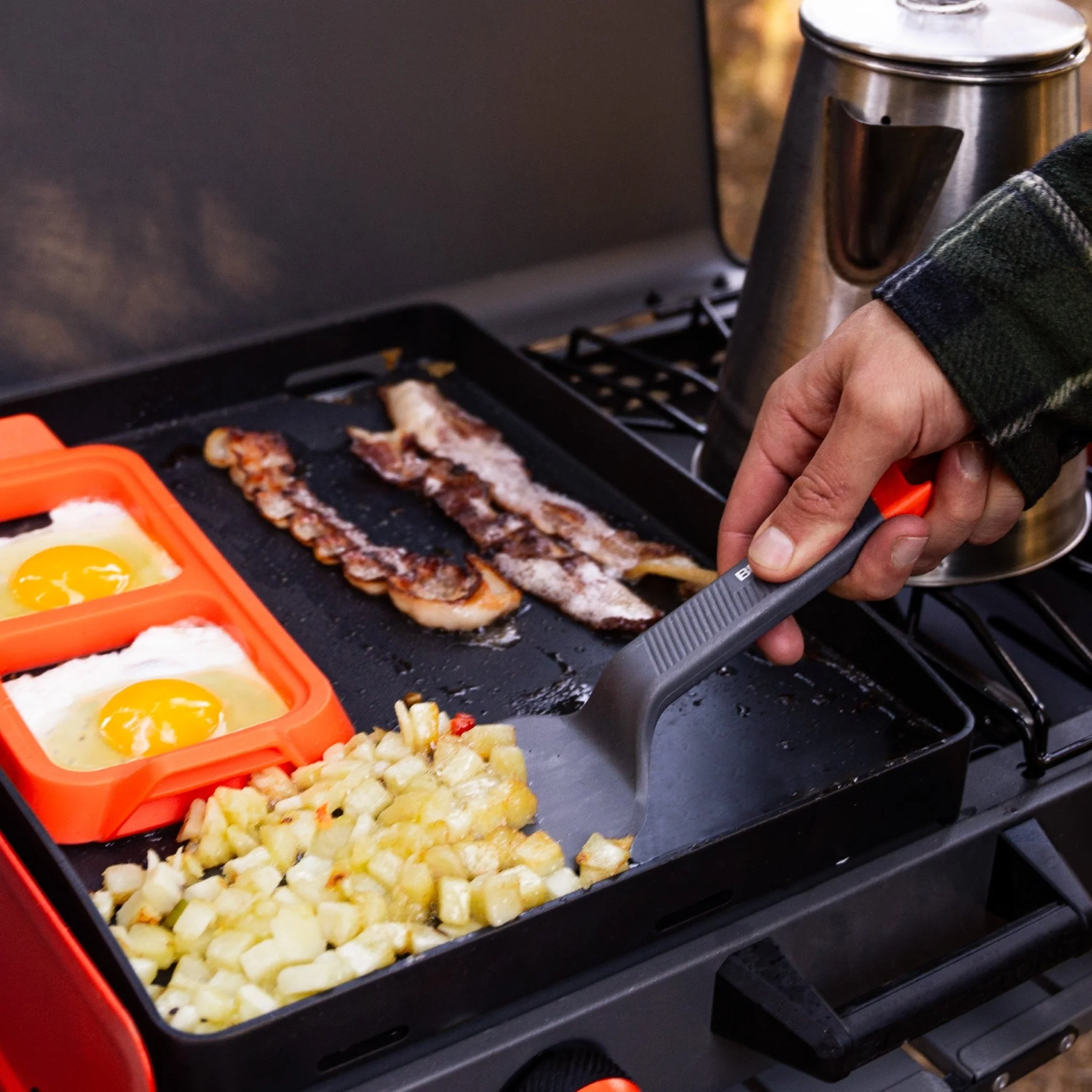 Adventure Ready 5 Piece Griddle Camping Kit - Image 5