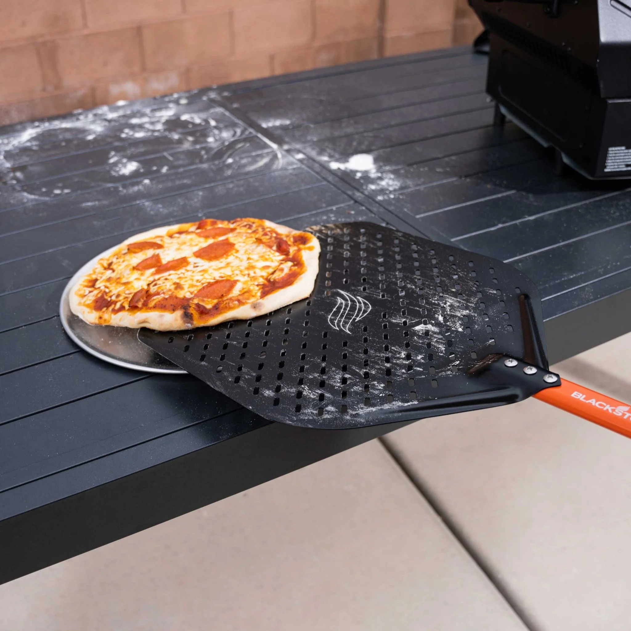 Perforated Aluminum Pizza Peel - Image 3