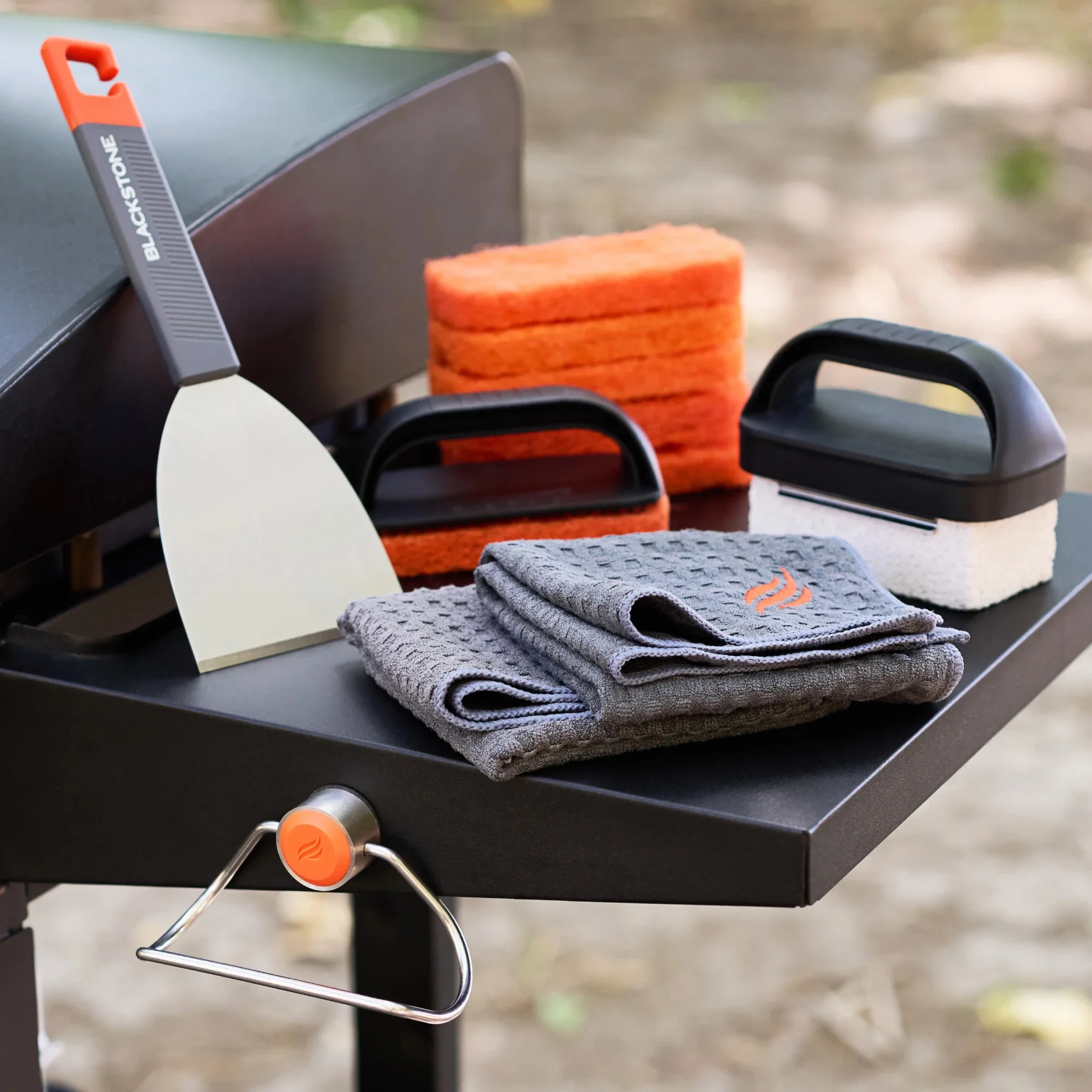 Deluxe Cleaning Kit - Image 2