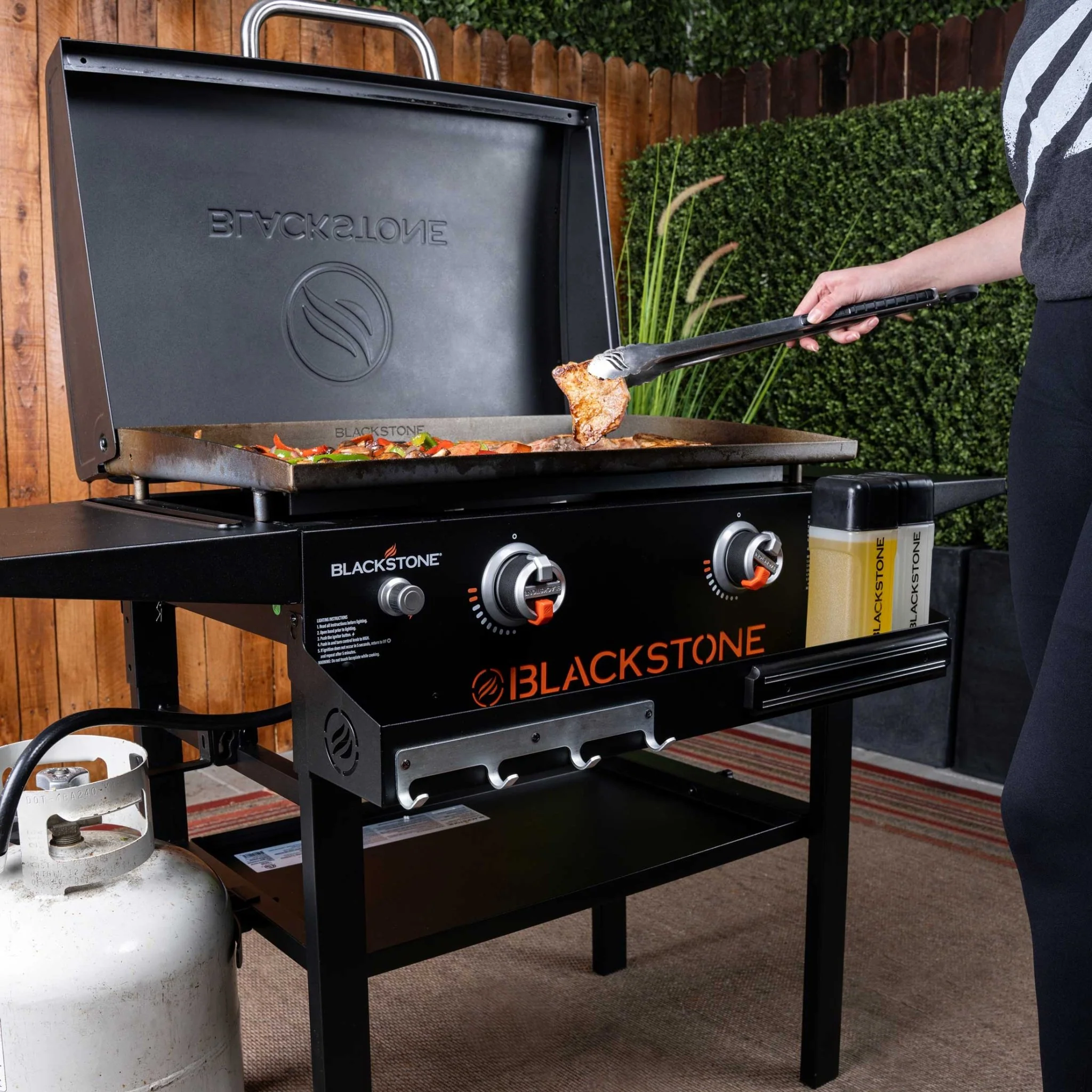 28" Griddle with Hood and Front Shelf - Image 7