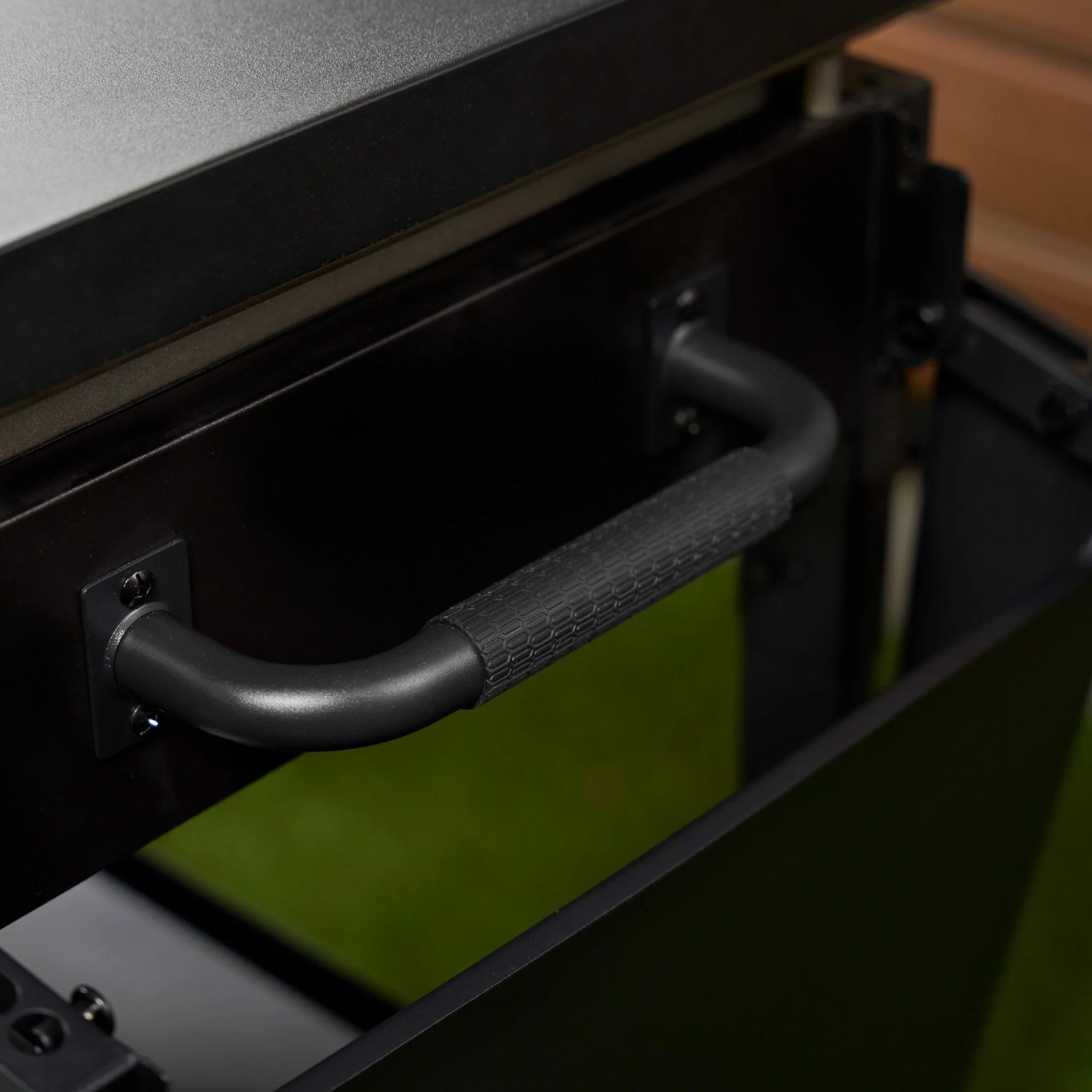 Original 44” Griddle with Hard Cover - Image 6