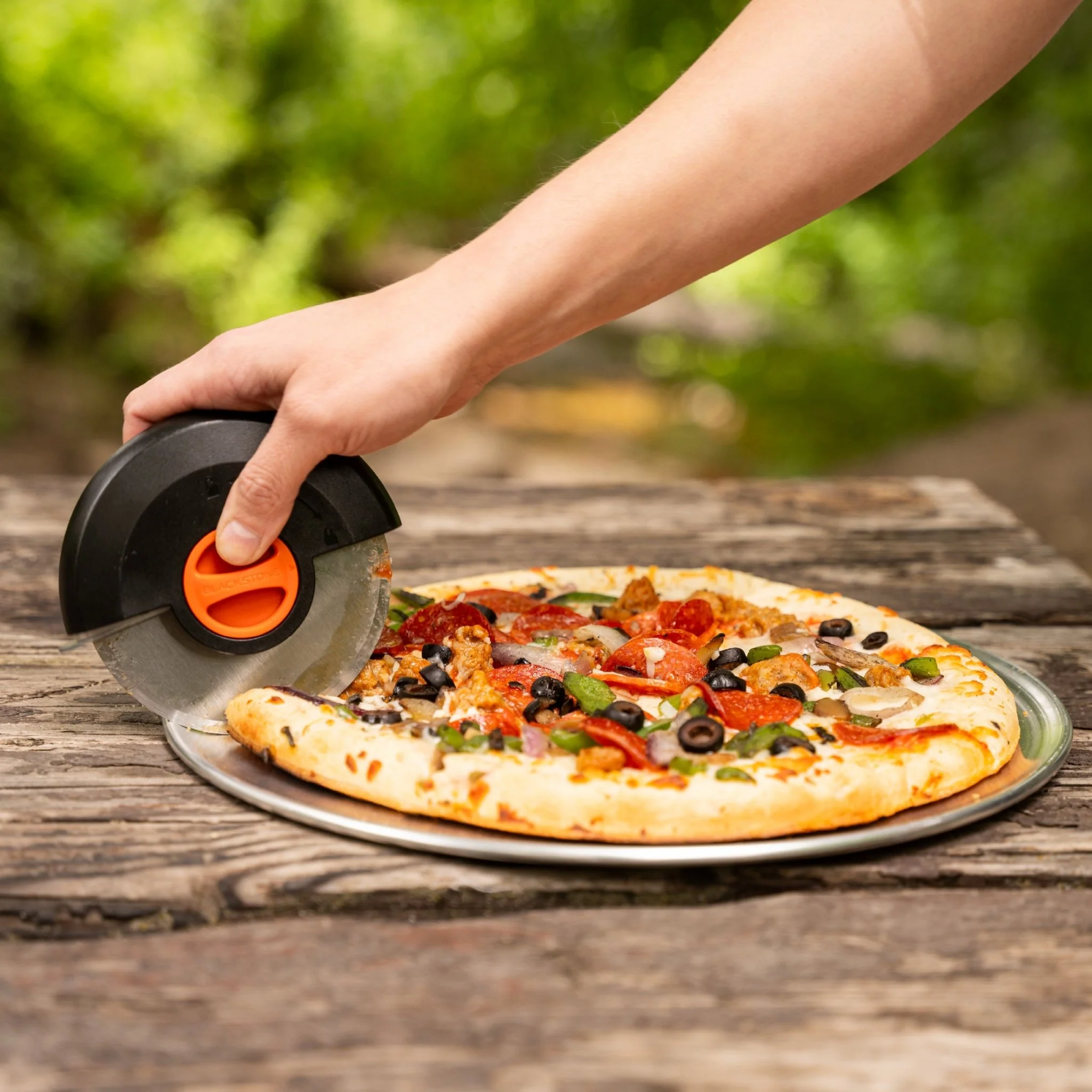 Palm Pizza Cutter - Image 6