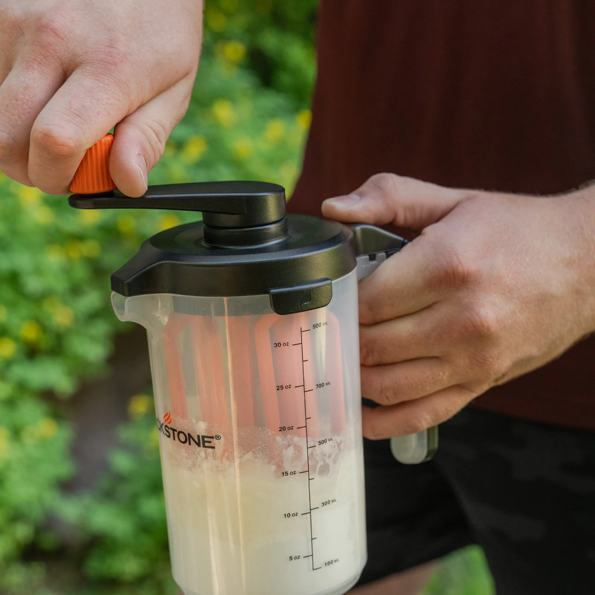 Stir & Pour Mixer - Image 5